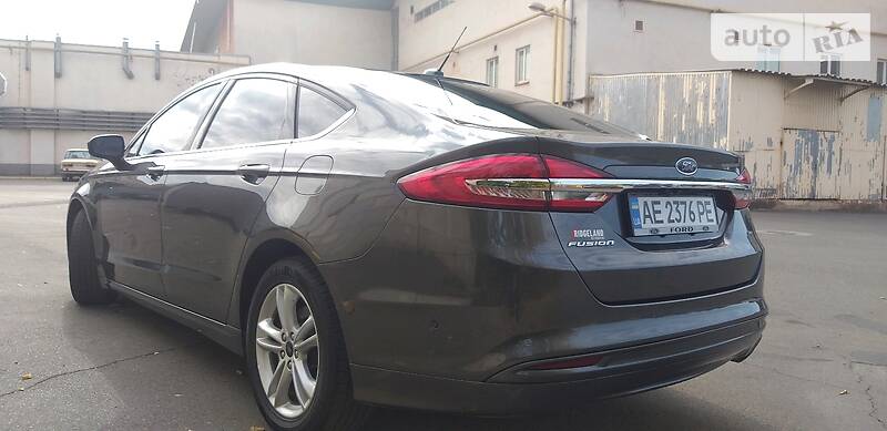 Седан Ford Fusion 2018 в Кривом Роге