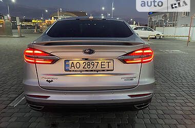 Седан Ford Fusion 2018 в Мукачевому