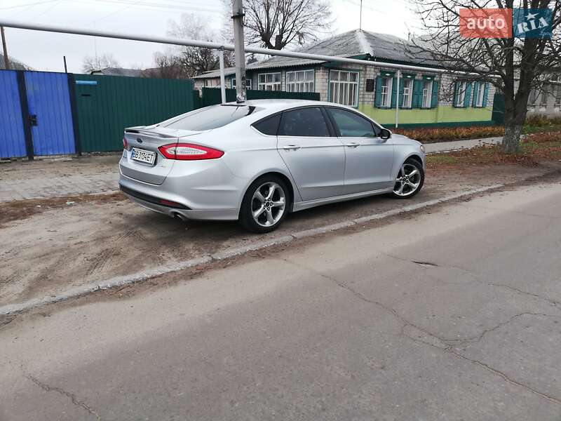 Седан Ford Fusion 2014 в 
