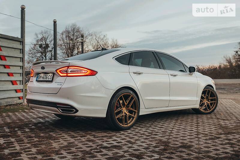 Седан Ford Fusion 2014 в Сумах