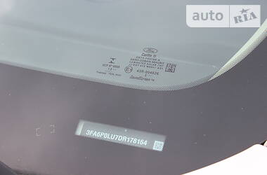 Седан Ford Fusion 2012 в 