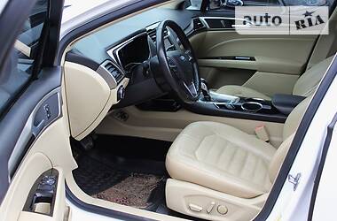 Седан Ford Fusion 2012 в 