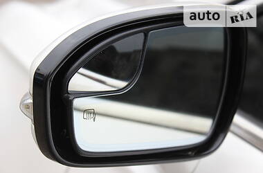 Седан Ford Fusion 2012 в 