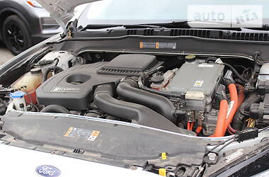Седан Ford Fusion 2012 в 