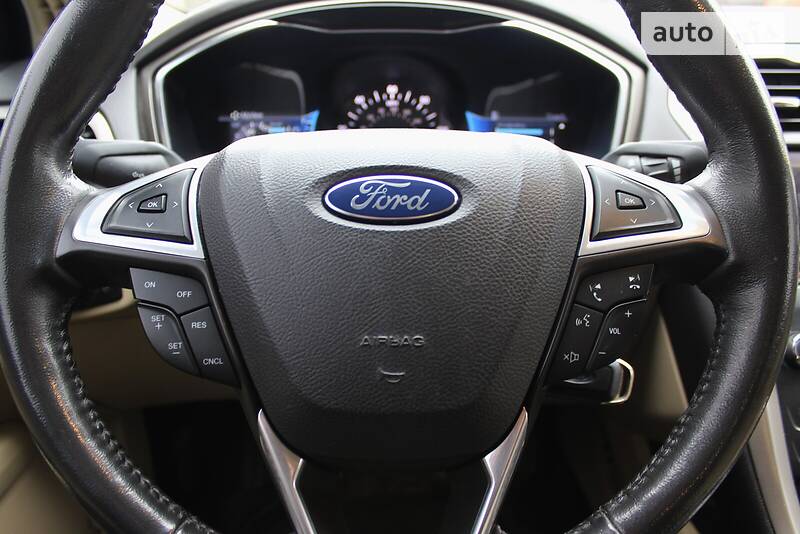 Седан Ford Fusion 2012 в Одесі