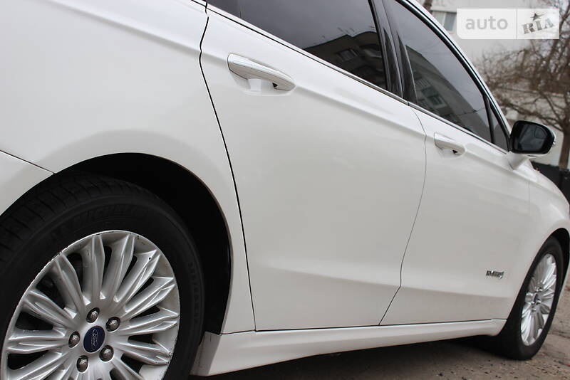 Седан Ford Fusion 2012 в Одесі