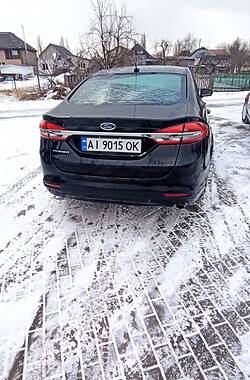 Седан Ford Fusion 2017 в 