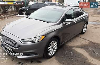 Седан Ford Fusion 2013 в 
