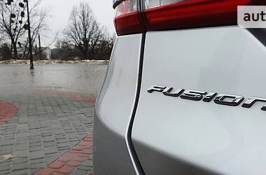 Седан Ford Fusion 2017 в Чернівцях