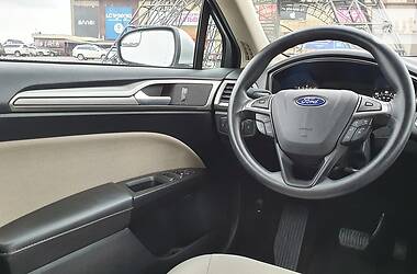 Седан Ford Fusion 2017 в Черновцах