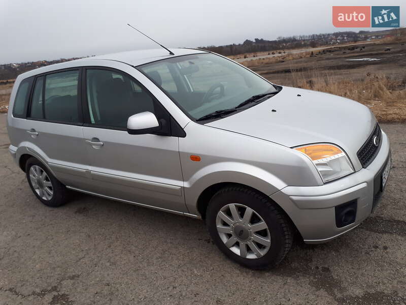 Хэтчбек Ford Fusion 2010 в Тернополе