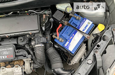 Хэтчбек Ford Fusion 2006 в 