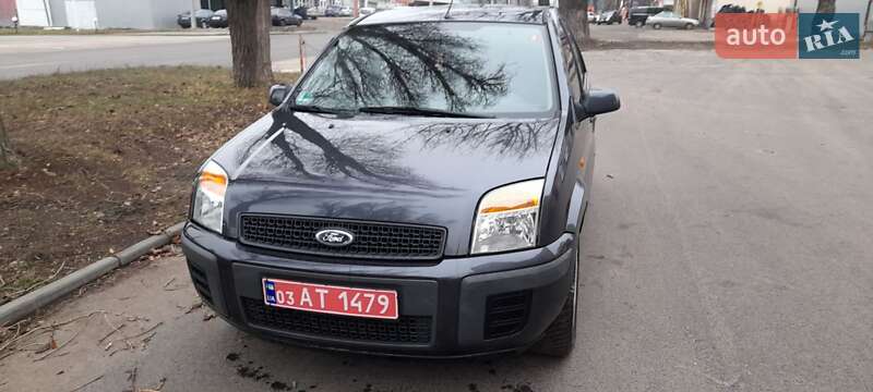 Хетчбек Ford Fusion 2008 в Валках