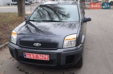 Хетчбек Ford Fusion 2008 в Валках