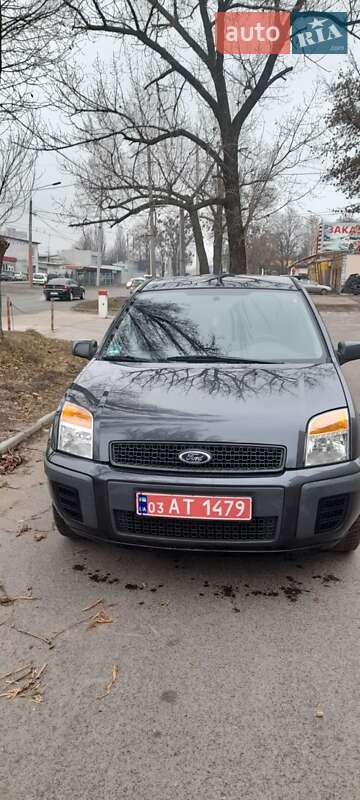 Хетчбек Ford Fusion 2008 в Валках