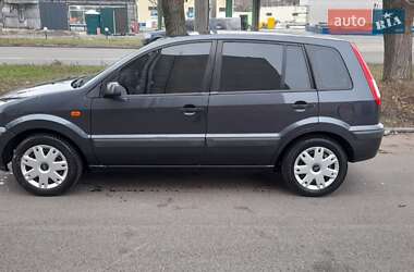Хетчбек Ford Fusion 2008 в 