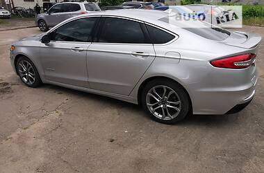 Седан Ford Fusion 2018 в Житомирі