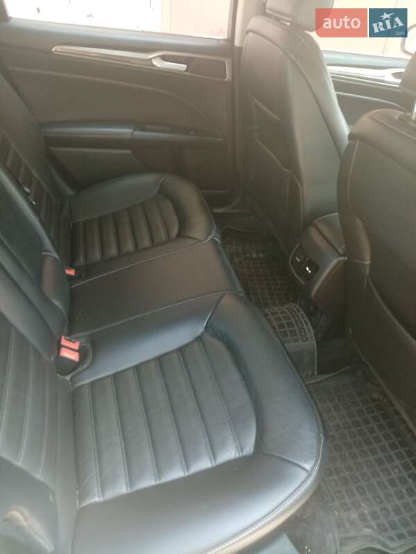 Седан Ford Fusion 2017 в Тернополе