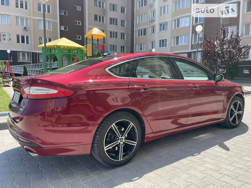 Седан Ford Fusion 2013 в Южном фото 10 Седан Ford Fusion 2013 в Южном