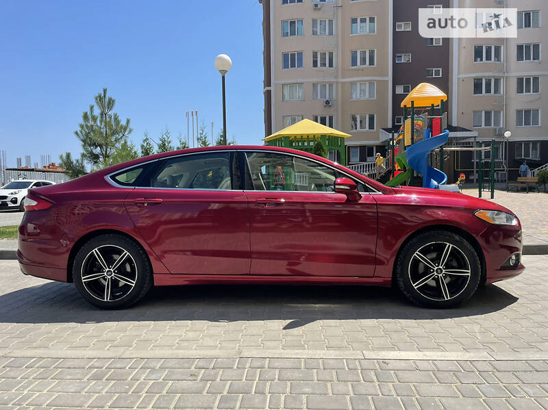 Седан Ford Fusion 2013 в Южном фото 11 Седан Ford Fusion 2013 в Южном