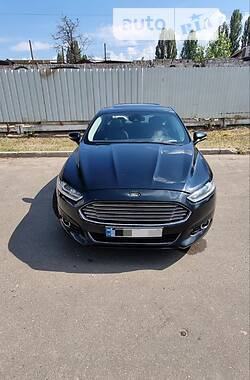 Седан Ford Fusion 2014 в 