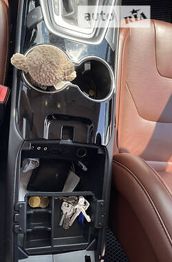 Седан Ford Fusion 2014 в 