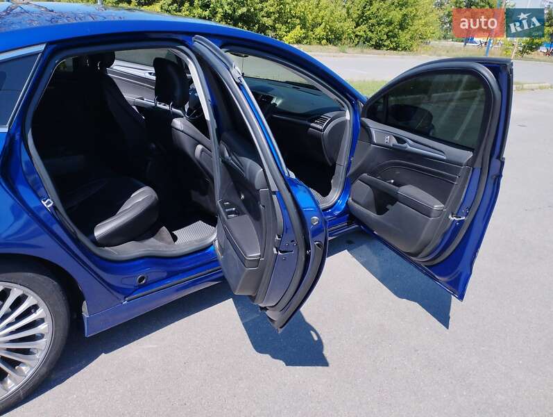 Седан Ford Fusion 2012 в Запорожье