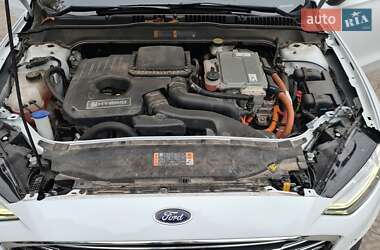 Седан Ford Fusion 2018 в Львове