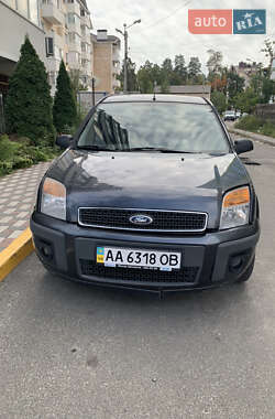 Хэтчбек Ford Fusion 2008 в 