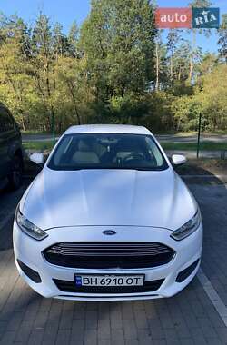 Седан Ford Fusion 2013 в Софіївській Борщагівці