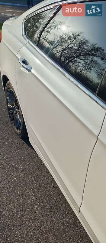 Седан Ford Fusion 2013 в Киеве