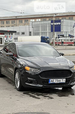 Седан Ford Fusion 2012 в Дніпрі