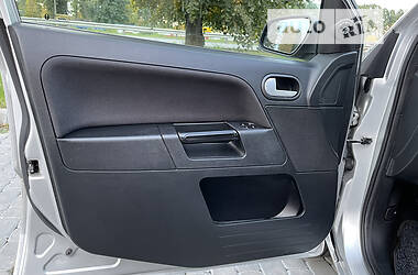 Хэтчбек Ford Fusion 2007 в 