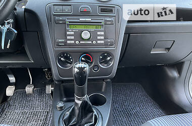 Хэтчбек Ford Fusion 2007 в 