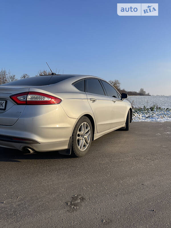 Седан Ford Fusion 2013 в Белой Церкви