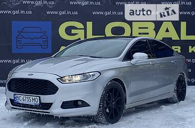 Седан Ford Fusion 2015 в Львове