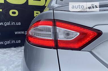 Седан Ford Fusion 2015 в Львове