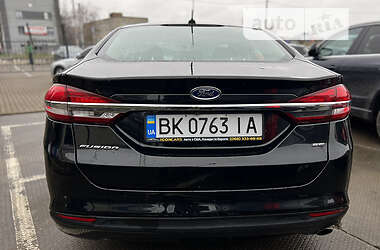 Седан Ford Fusion 2018 в Ровно