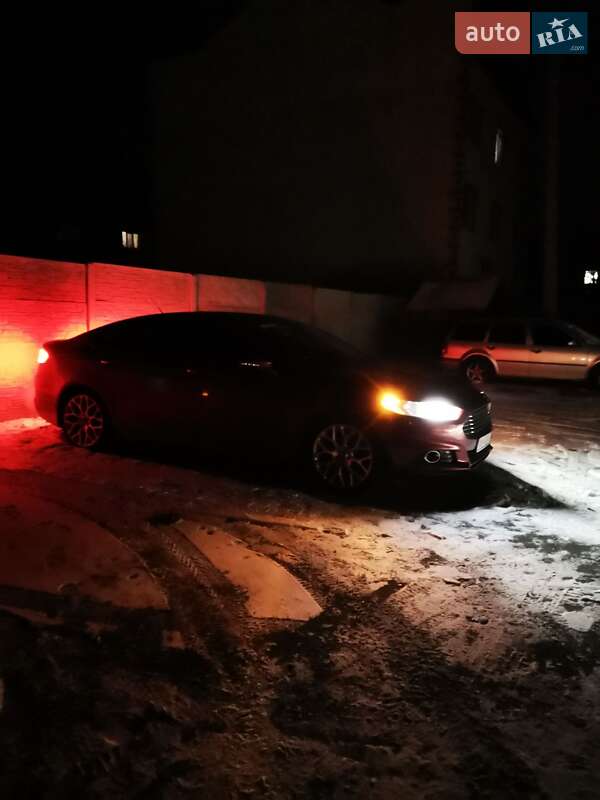 Седан Ford Fusion 2013 в Білій Церкві