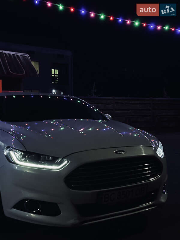 Седан Ford Fusion 2014 в 