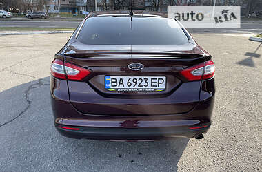 Седан Ford Fusion 2013 в Кропивницком