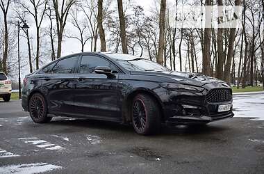 Седан Ford Fusion 2016 в 