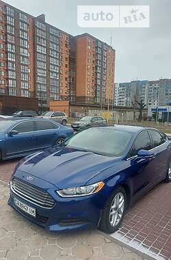 Седан Ford Fusion 2014 в Черкасах