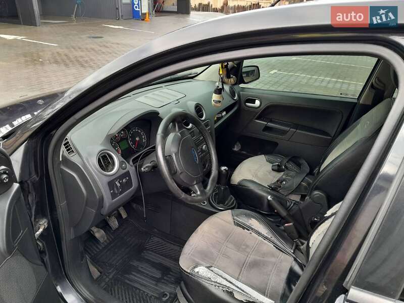 Хетчбек Ford Fusion 2008 в Одесі