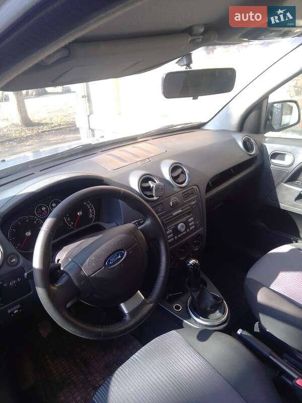 Хетчбек Ford Fusion 2011 в Києві