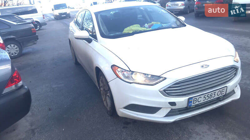 Седан Ford Fusion 2018 в Львові
