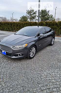 Седан Ford Fusion 2015 в Днепре