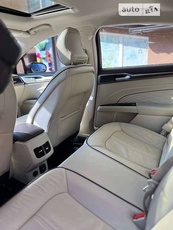 Седан Ford Fusion 2016 в Києві