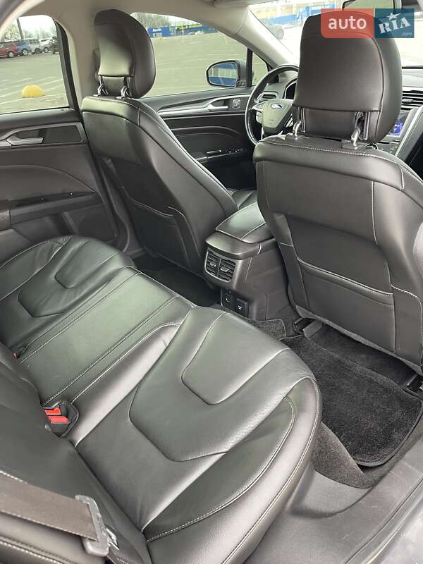 Седан Ford Fusion 2012 в Киеве фото 5 Седан Ford Fusion 2012 в Киеве