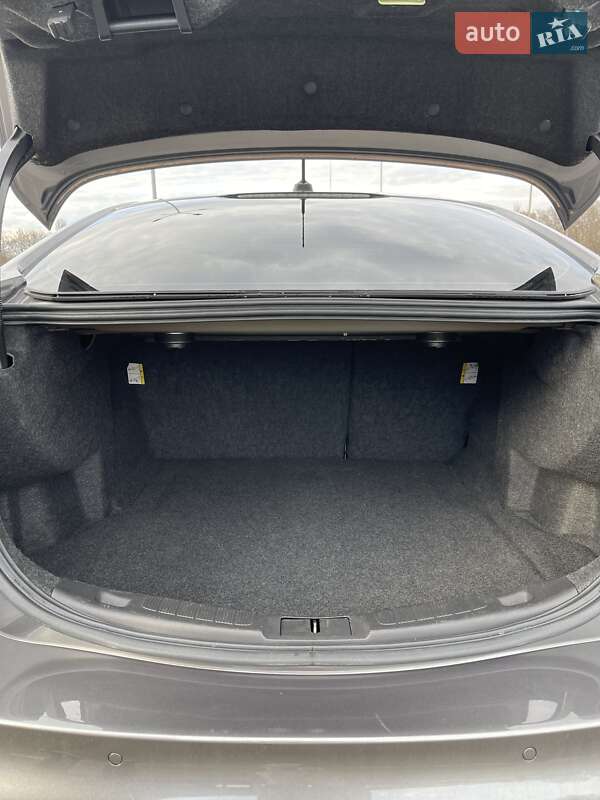 Седан Ford Fusion 2012 в Киеве